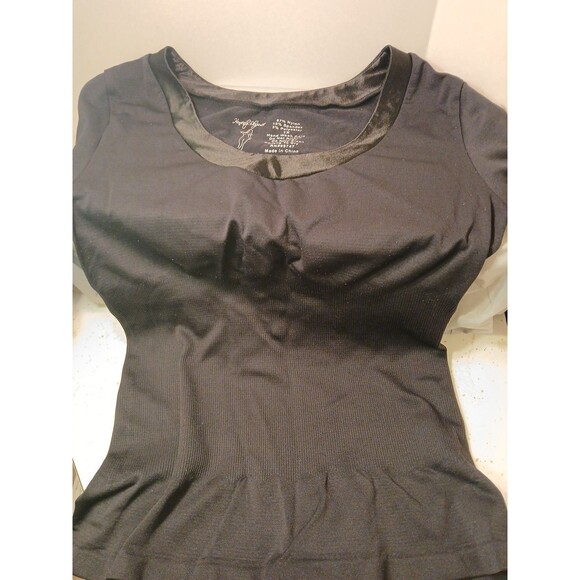 Heavenly Shapewear Black Tshirt 1x Shortsleeve 99747 Comfort Control Quality - Picture 2 of 16